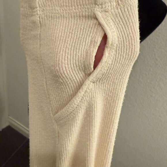 Athleta Studio Barre Sweatshirt Size M with Thumbholes - Picture 6 of 6